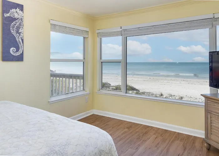 Sand Glo Villas *