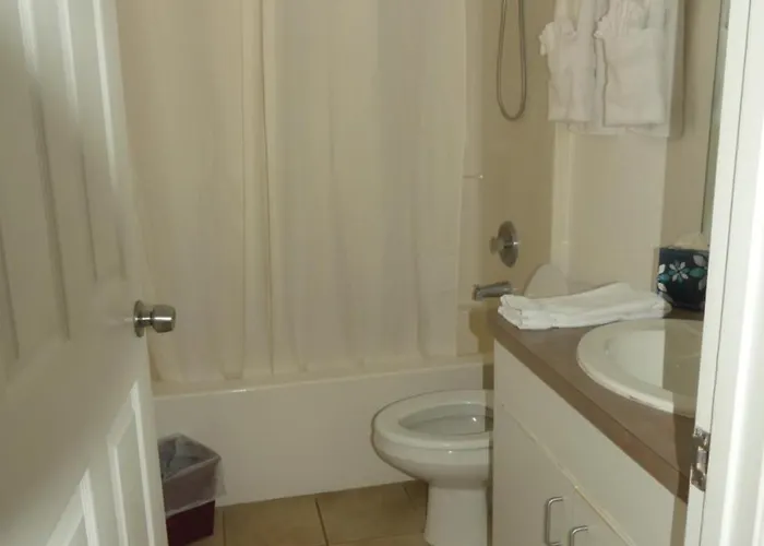 Sand Glo Villas *