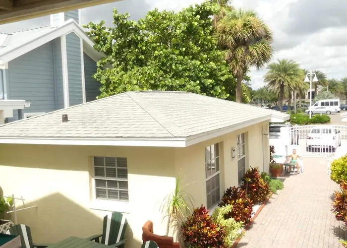 Sand Glo Villas * Clearwater Beach